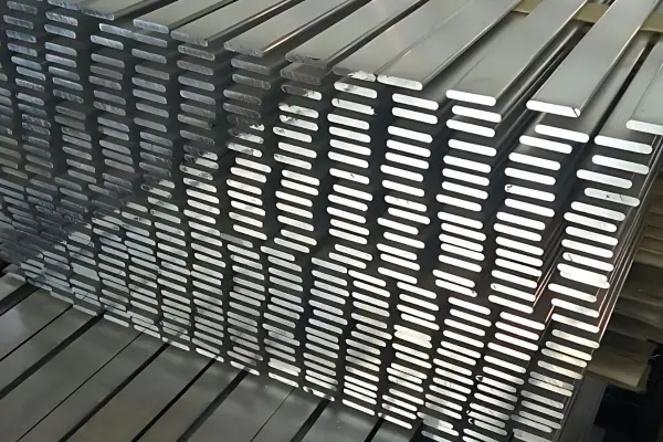 Efficient aluminum bus bars